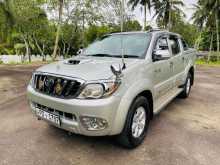 https://riyasewana.com/uploads/toyota-hilux-2007-2820331212202.jpg