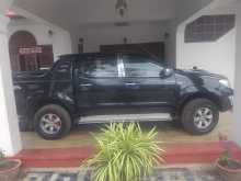 https://riyasewana.com/uploads/toyota-hilux-2007-2820423812162.jpg