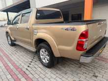 https://riyasewana.com/uploads/toyota-hilux-2007-417341012303.jpg