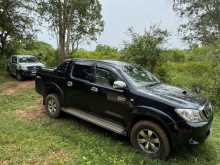 https://riyasewana.com/uploads/toyota-hilux-2008-1113484712912.jpg