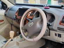 https://riyasewana.com/uploads/toyota-hilux-2008-1615294612564.jpg