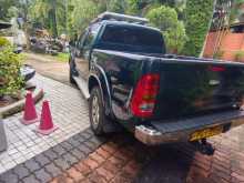 https://riyasewana.com/uploads/toyota-hilux-2008-2015582112612.jpg