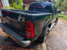 https://riyasewana.com/uploads/toyota-hilux-2008-2015582112733.jpg