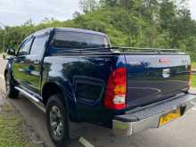 https://riyasewana.com/uploads/toyota-hilux-2008-26413512543.jpg