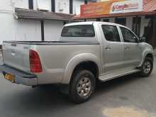 https://riyasewana.com/uploads/toyota-hilux-2008-810362912493.jpg