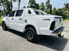 https://riyasewana.com/uploads/toyota-hilux-2009-3011583512063.jpg