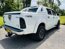 https://riyasewana.com/uploads/toyota-hilux-2009-3011583512784.jpg