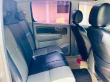 https://riyasewana.com/uploads/toyota-hilux-2010-117572912404.jpg