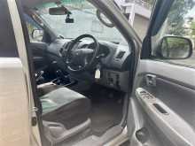 https://riyasewana.com/uploads/toyota-hilux-2010-1317173865.jpg