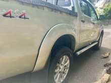 https://riyasewana.com/uploads/toyota-hilux-2010-18201351426.jpg