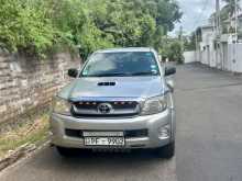 https://riyasewana.com/uploads/toyota-hilux-2010-18201351971.jpg
