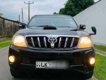 https://riyasewana.com/uploads/toyota-hilux-2010-311230212932.jpg