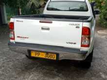 https://riyasewana.com/uploads/toyota-hilux-2010-47304012963.jpg