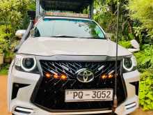 https://riyasewana.com/uploads/toyota-hilux-2011-218493812342.jpg