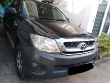 https://riyasewana.com/uploads/toyota-hilux-2011-810352312402.jpg