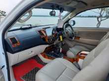 https://riyasewana.com/uploads/toyota-hilux-2011-922511812993.jpg
