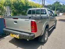 https://riyasewana.com/uploads/toyota-hilux-20112015-2011-2216483512183.jpg