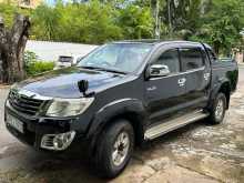 https://riyasewana.com/uploads/toyota-hilux-2012-713133812764.jpg