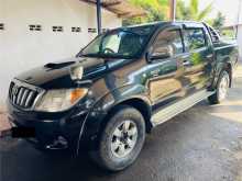 https://riyasewana.com/uploads/toyota-hilux-2013-120391212393.jpg