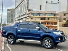 https://riyasewana.com/uploads/toyota-hilux-2013-1717442612264.jpg
