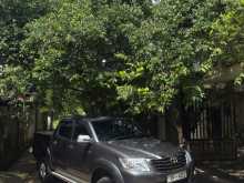 https://riyasewana.com/uploads/toyota-hilux-2014-2211443212141.jpg