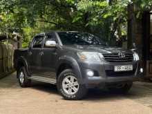 https://riyasewana.com/uploads/toyota-hilux-2014-2211443212732.jpg