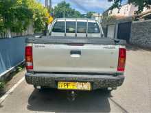 https://riyasewana.com/uploads/toyota-hilux-2015-2011-1618570512262.jpg