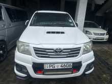 Toyota HILUX 2015 Pickup