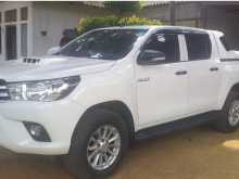 https://riyasewana.com/uploads/toyota-hilux-2016-3012292212632.jpg