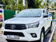 https://riyasewana.com/uploads/toyota-hilux-2017-1013545412793.jpg