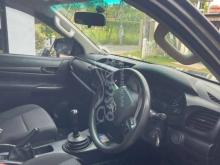 https://riyasewana.com/uploads/toyota-hilux-2017-291143521275493.jpg