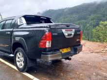 https://riyasewana.com/uploads/toyota-hilux-2017-308512812322.jpg