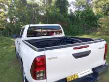 https://riyasewana.com/uploads/toyota-hilux-2018-189350112353.jpg
