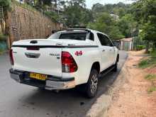 https://riyasewana.com/uploads/toyota-hilux-2018-2018-57160112043.jpg