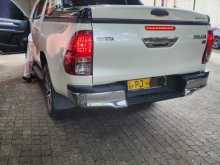 https://riyasewana.com/uploads/toyota-hilux-2018-227500912172.jpg