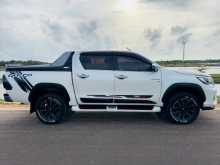 https://riyasewana.com/uploads/toyota-hilux-2018-2514310312743.jpg