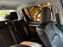 https://riyasewana.com/uploads/toyota-hilux-2018-57163017266.jpg