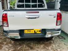 https://riyasewana.com/uploads/toyota-hilux-2020-2111512112333.jpg