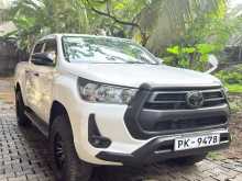Toyota Hilux 2023 Pickup
