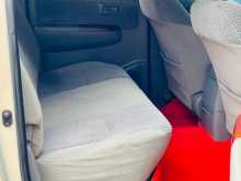 https://riyasewana.com/uploads/toyota-hilux-21130033284.jpg