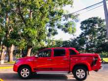 https://riyasewana.com/uploads/toyota-hilux-21130033592.jpg
