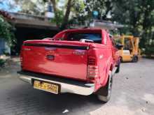 https://riyasewana.com/uploads/toyota-hilux-21143954924.jpg