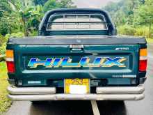 https://riyasewana.com/uploads/toyota-hilux-212264722593.jpg