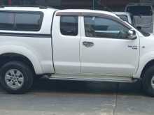 https://riyasewana.com/uploads/toyota-hilux-2162649493.jpg