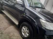 https://riyasewana.com/uploads/toyota-hilux-2171233615.jpg