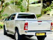 https://riyasewana.com/uploads/toyota-hilux-218473822573.jpg