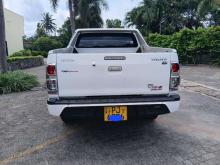 https://riyasewana.com/uploads/toyota-hilux-21931226976.jpg