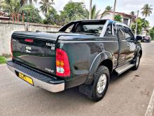 https://riyasewana.com/uploads/toyota-hilux-221115566354.jpg