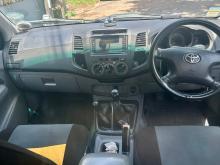 https://riyasewana.com/uploads/toyota-hilux-2212062917845.jpg