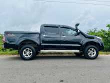 https://riyasewana.com/uploads/toyota-hilux-23140950714.jpg